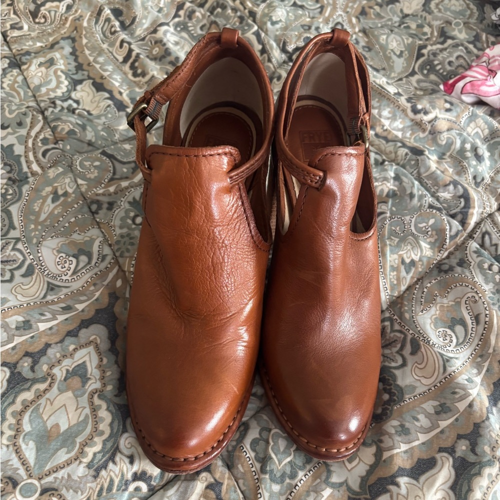 Frye Margaret shootie size 10 - Picture 2 of 6